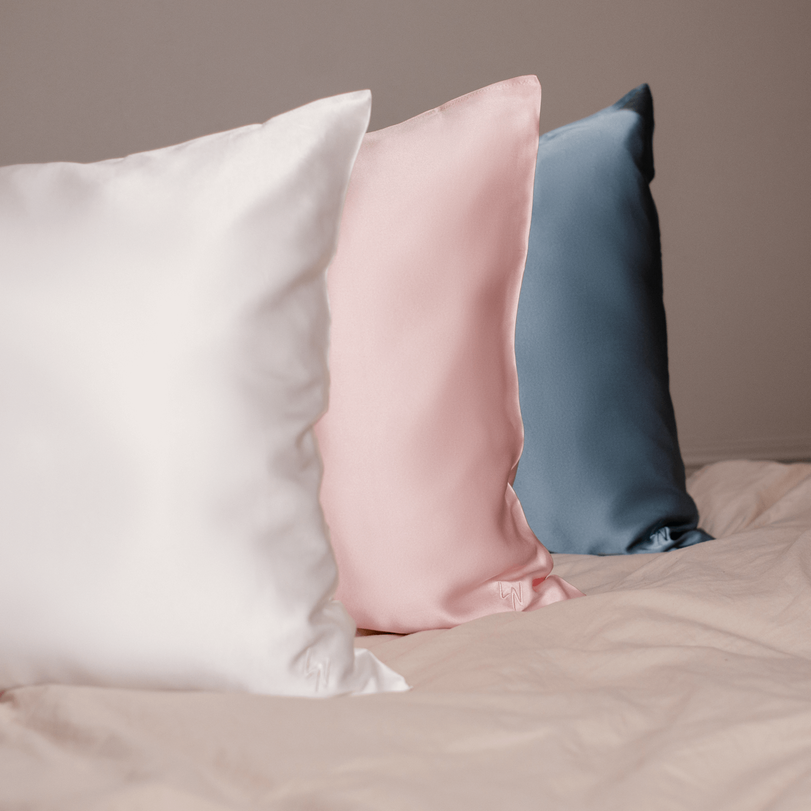 luxury-silk-pillowcase_aus